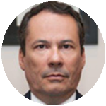 Autoridade coatora no Mandado de Segurança - Legitimidade recursal - Subscrição do recurso pela pessoa física - Ausência de assinatura de advogado - Inaceitabilidade