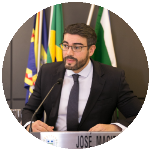 Alta do dólar indica que vale rediscutir a tributação do setor tabagista em 2022