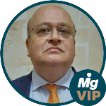 É constitucional a norma que isenta o advogado do pagamento de custas?