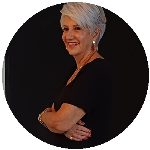 Marias Santas e Marias do Cotidiano: Uma comparação inspiradora