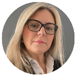 Juliana Favorin Juliana Favorin