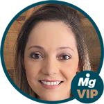 Adriene dos Santos Trindade Vallini