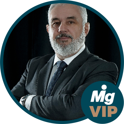 Carlos Borrelli