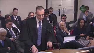 TRF-4 nega embargos de Lula - Julgamento completo