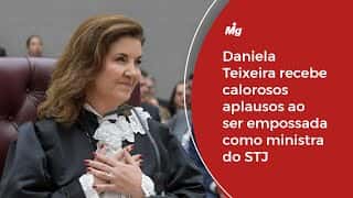 Daniela Teixeira recebe calorosos aplausos ao ser empossada como ministra do STJ
