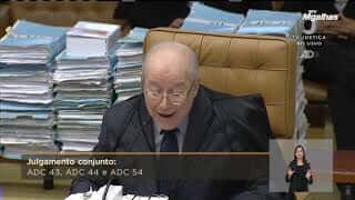 Ministro Celso de Mello vota contra prisão em 2ª instância