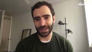 Influencer fala dos benefícios da leitura para advogados