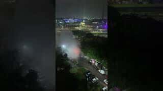 Carro carregado de bombas explode na Praça dos Três Poderes; uma homem morreu