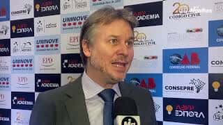 Professor Anderson Schreiber afirma que há descompasso do Código Civil com legislações mais modernas Professor Anderson Schreiber afirma que há descompasso do Código Civil com legislações mais modernas