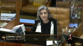 Em sessão, Cármen lembra de estupro de menina yanomami e cobra providências Em sessão, Cármen lembra de estupro de menina yanomami e cobra providências