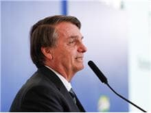 Bolsonaro sanciona LDO e veta dispositivo que impedia bloqueio de gastos com vacina