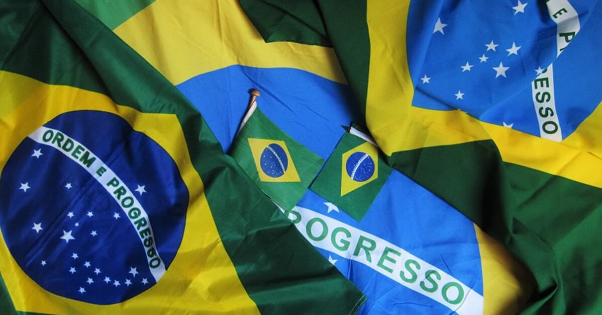 PEC sobre perda da nacionalidade brasileira é aprovada no Senado Migalhas