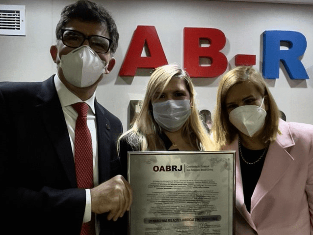 OAB/RJ recebe condecoração por Coordenação Estadual Brasil China OAB/RJ recebe condecoração por Coordenação Estadual Brasil China