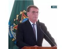 Em fala para embaixadores, Bolsonaro ataca ministros do STF e urnas