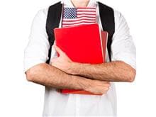 É possível trabalhar nos EUA com visto de estudante? Advogado explica