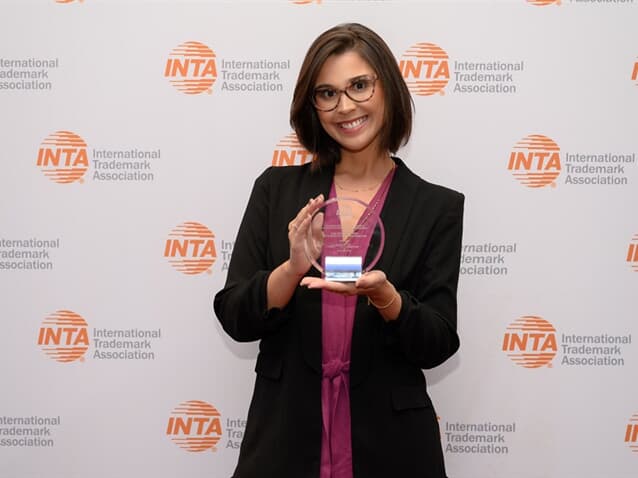 Isabella Estabile vence o prêmio "INTA Tomorrow's Leader Award"