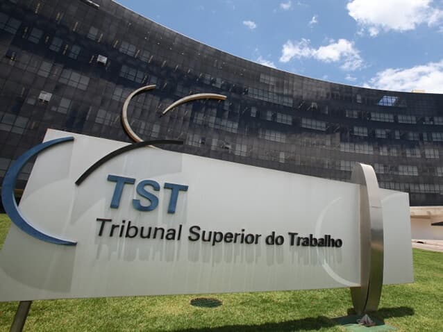 TST: Ministro afasta vínculo de emprego entre franqueado e seguradora