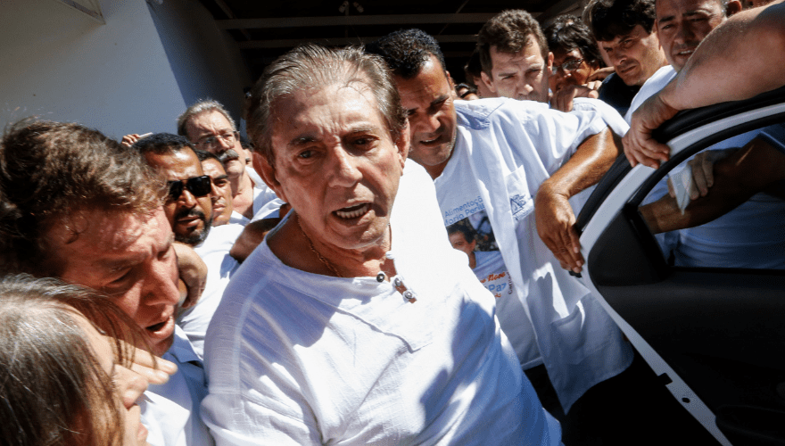 Até o momento, João Teixeira de Faria está condenado ao total de 370 anos, 9 meses e 15 dias de reclusão. (Imagem: Walterson Rosa/Folhapress)