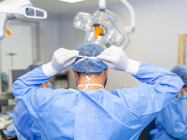 Juiz manda plano autorizar cirurgia robótica a paciente com câncer