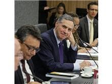 Barroso pede a big techs criação de “ChatGPT” para uso jurídico