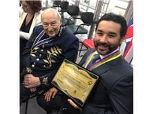 Remo Battaglia recebe medalha de honra ao mérito na ALESP