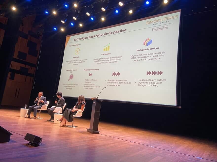 Integrantes do painel Gestão Financeira e Estratégica para Jurídicos (Imagem: Divulgação)