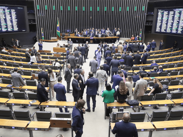  (Imagem: Zeca Ribeiro/Câmara dos Deputados)