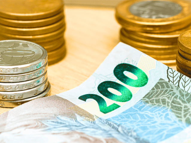 Juíza limita descontos salariais a 30% de superendividado com filho autista