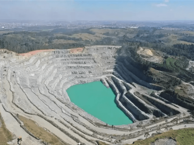 Pedreira de Embu (Imagem: Embu S.A.)
