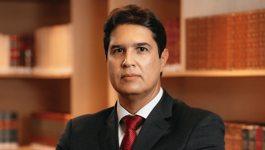 Para advogado, STF se afasta de seu papel constitucional ao julgar matéria trabalhista (Imagem: Divulgação)