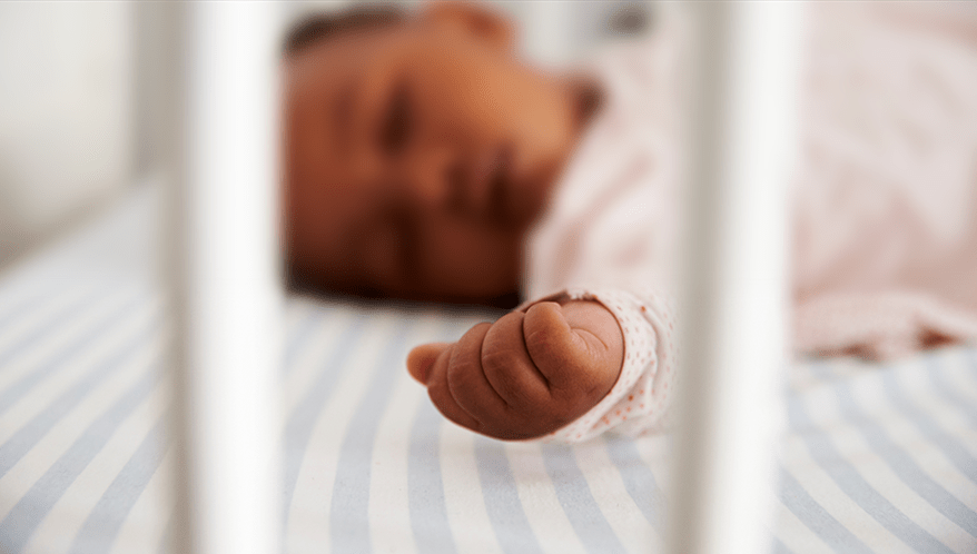 Tumi Mboup: Justiça nega parte de nome africano escolhido por pais para registro de filha.  (Imagem: Adobe Stock)