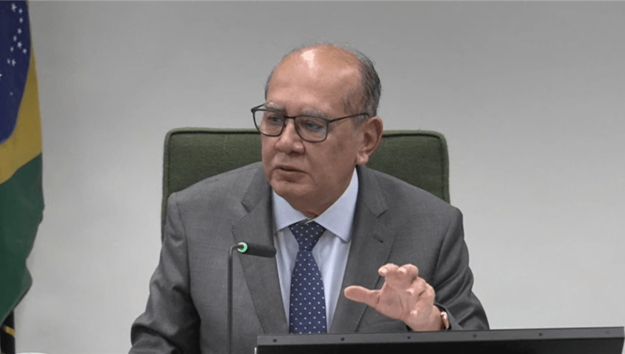 Gilmar Mendes diverge de Barroso e vota contra liminar que permitia atuação de enfermeiros em aborto legal.  (Imagem: Reprodução/Youtube)