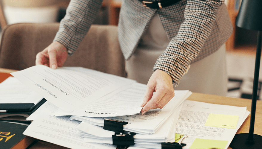 STJ: Valor da causa pode ser impugnado na fase recursal por quem ingressou tardiamente no processo.  (Imagem: Adobe Stock)