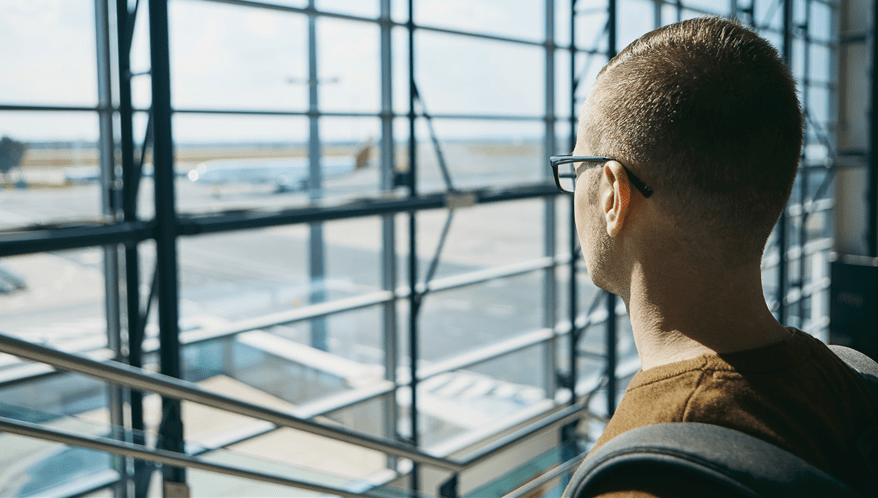 Passageiro será indenizado por falta de assistência após atraso de mais de 24 horas  (Imagem: Freepik)