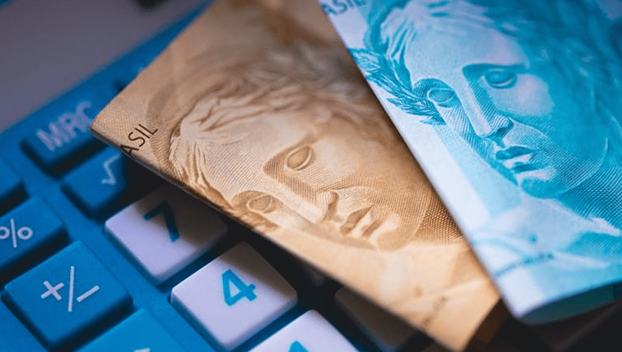 Confederação sustenta que decisão do Carf viola princípio que impede a cobrança retroativa de tributos.  (Imagem: AdobeStock)