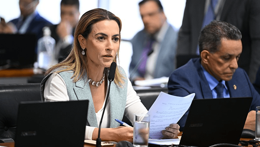Senadora Soraya Thronicke é relatora de projeto que enquadra misoginia na lei do racismo.  (Imagem: Edilson Rodrigues/Agência Senado)
