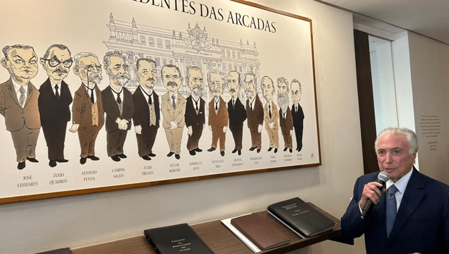 Ex-Presidente Michel Temer para a ocupar o quadro 