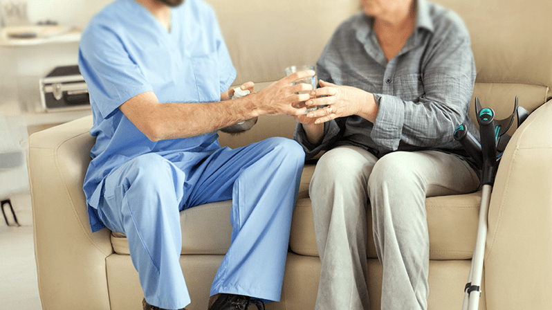 TST: Cuidador de idosos não receberá adicional de insalubridade