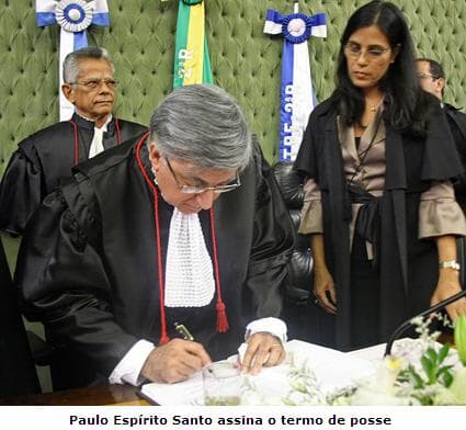Paulo Espírito Santo toma posse no TRF da 2ª região defendendo um "sistema judiciário forte"