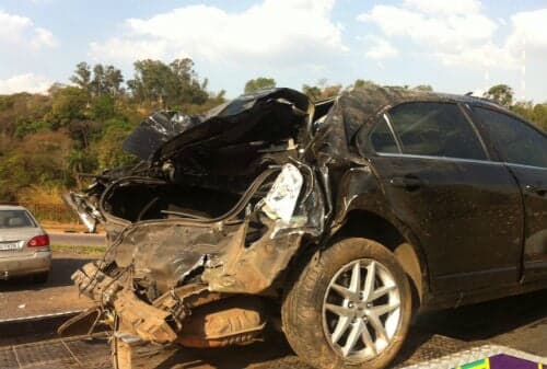 Presidente nacional da OAB sai ileso de grave acidente