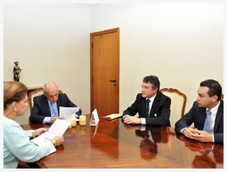 TJ/MG assina termo para conciliação com Banco Itaú