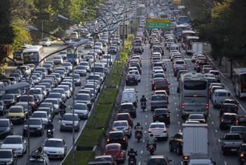 O transporte público nas grandes cidades brasileiras tem solução