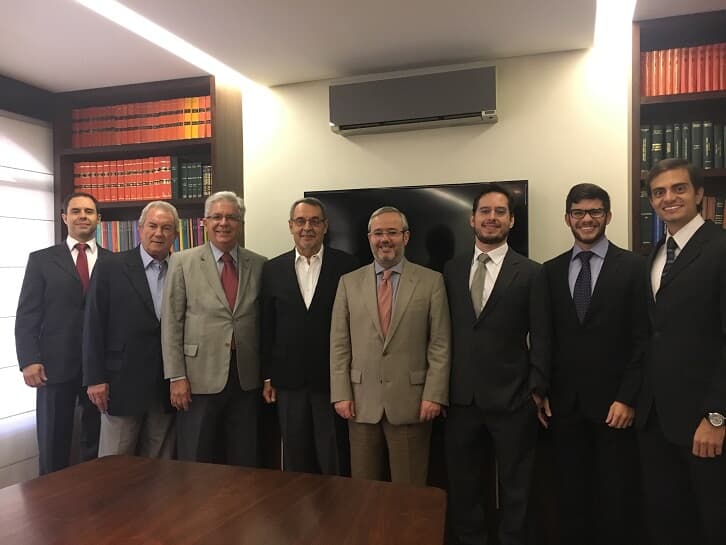 Abdala, Castilho & Fernandes Advogados Associados firma parceria com escritório chileno