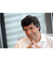 André Esteves André Esteves